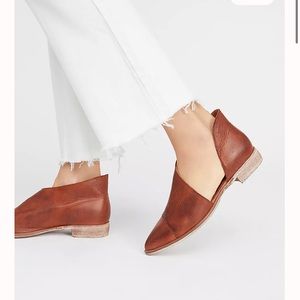 Free people royale flats in whiskey